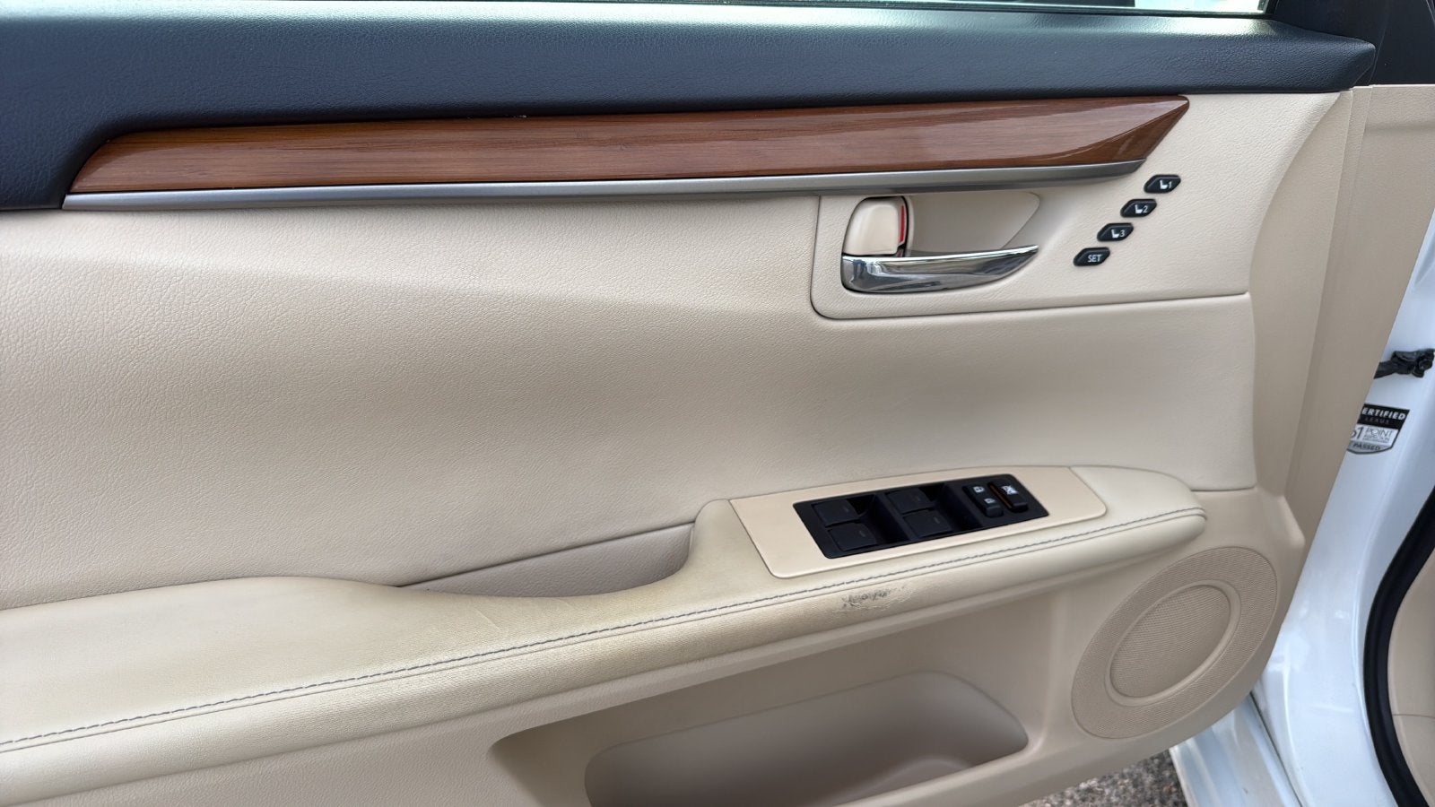 2014 Lexus ES 300h