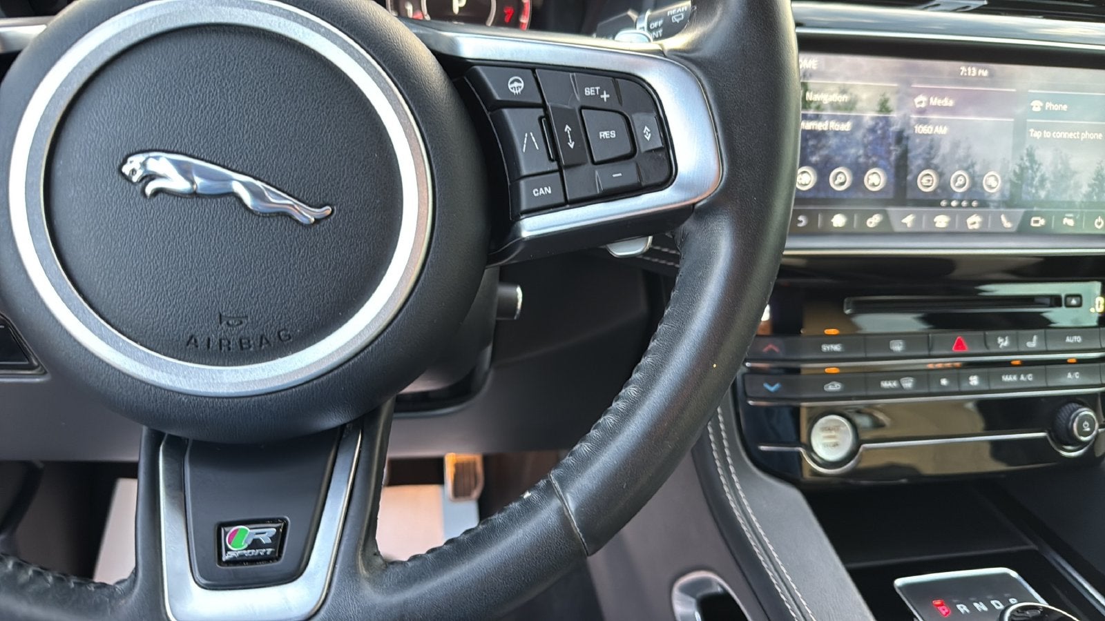 2020 Jaguar F-PACE 30t R-Sport