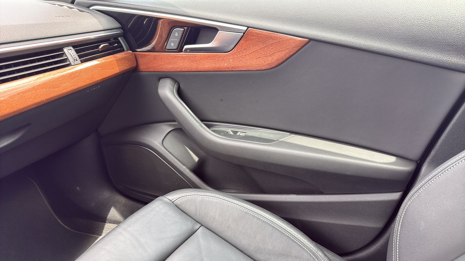 2020 Audi A4 40 Premium