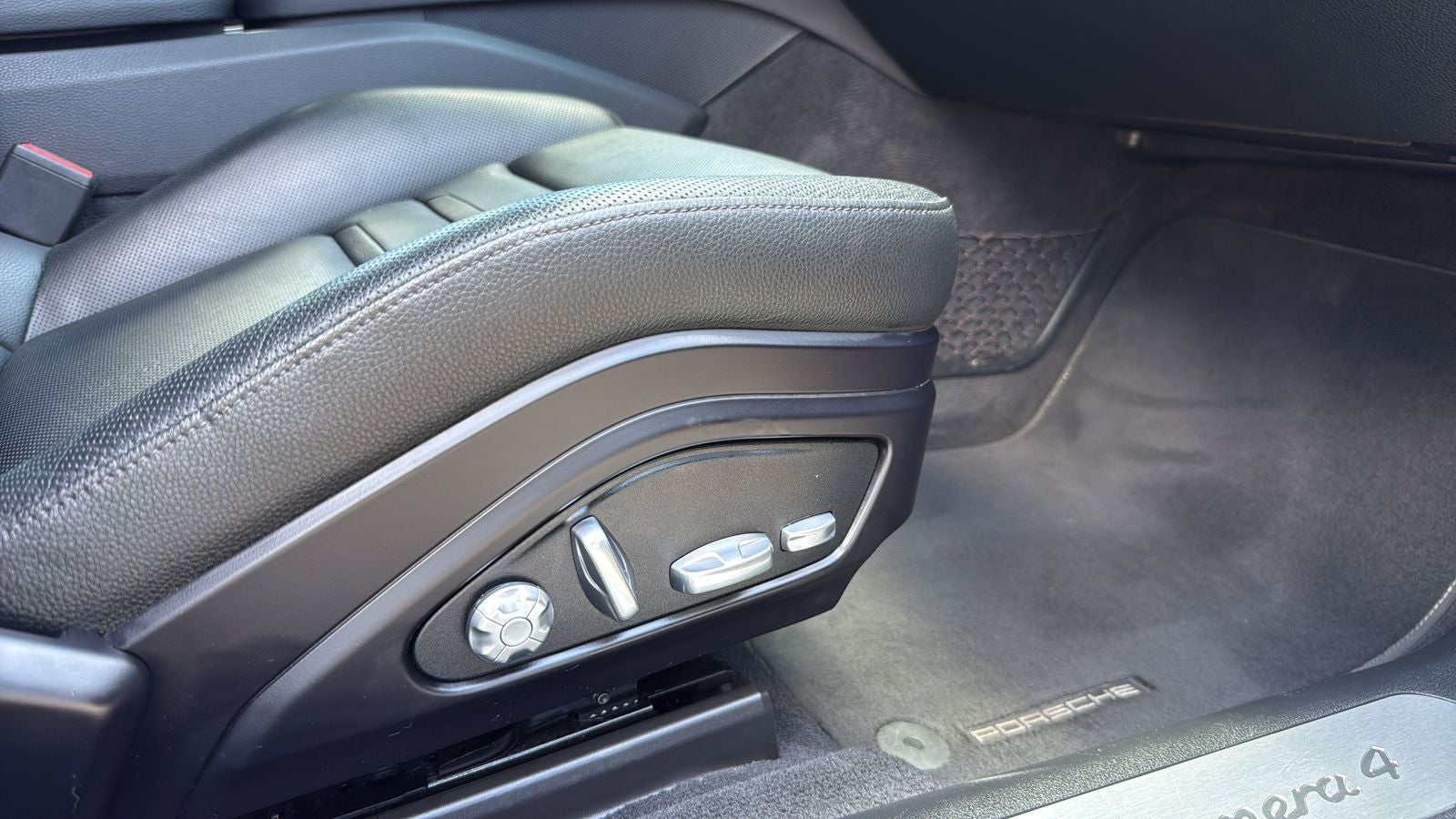 2019 Porsche Panamera E-Hybrid 4