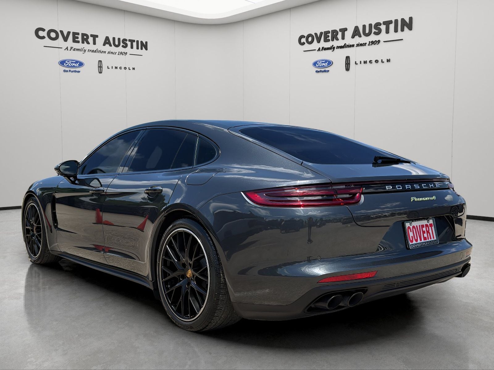 2019 Porsche Panamera E-Hybrid 4