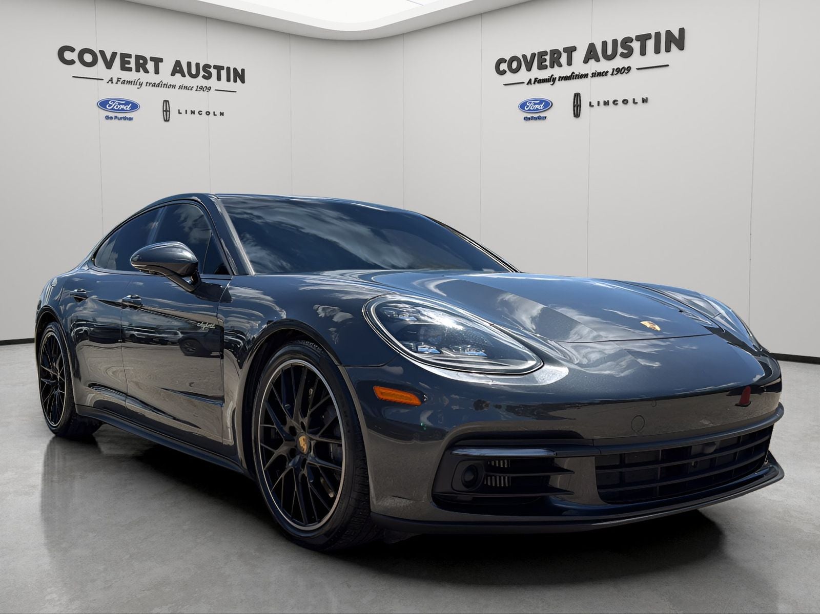 2019 Porsche Panamera E-Hybrid 4
